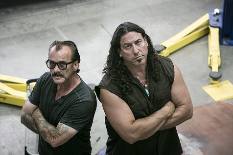 Discovery Turbo presents Extreme Car Hoarders