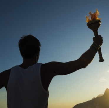 Global adspend to accelerate in 2016 despite economic headwinds