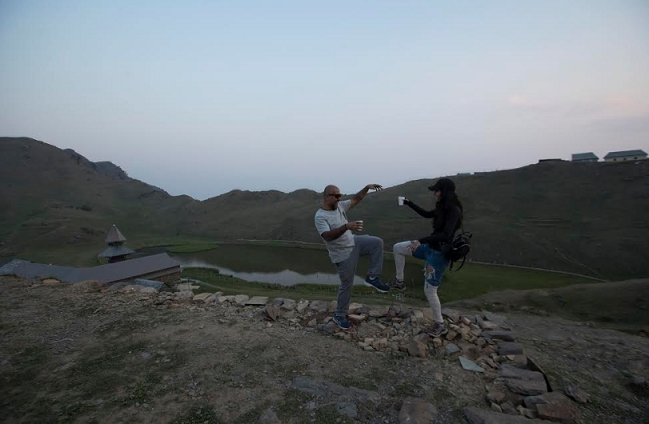 FOX Life celebrates a perfect celebrity mismatch in Great Escape’s new season