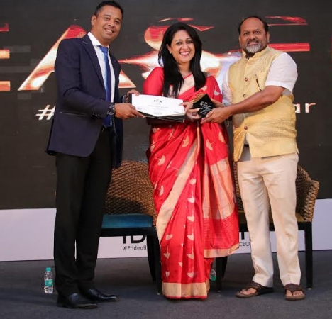 Nisha Narayanan honoured with one of the Most Trusted CEOs 2018 award by WCRC