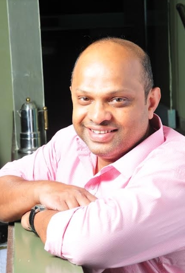 Ad Club Calcutta inducts Agnello Dias into its ‘Hall of Fame’