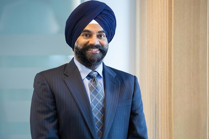 Ravinder Takkar appointed Vodafone Idea CEO ;Balesh Sharma steps down 2 Ravinder Takkar appointed Vodafone Idea CEO ;Balesh Sharma steps down