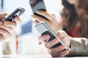 Global Smartphone Sales Continues to Decline