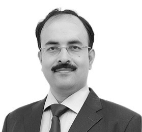 Going online before opening physical stores is ideal