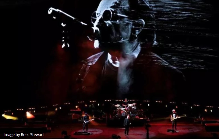 Over 40,000 fans witnessed history at U2’s last performance of the Joshua Tree Tour in Mumbai 2 Over 40,000 fans witnessed history at U2’s last performance of the Joshua Tree Tour in Mumbai