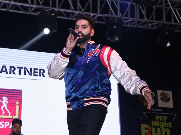 MY FM organises Night Run with singer Parmish Verma