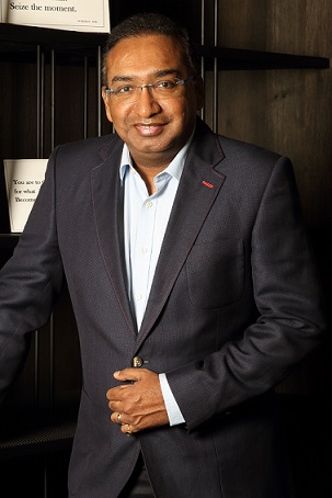 Gurinder Chadha & Applause Entertainment partner On Indian Guru Series ‘Seeker’