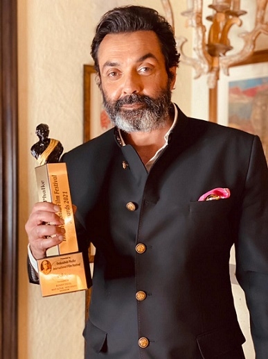 MX Player's Aashram Wins Big This Award Season 2 MX Player's Aashram Wins Big This Award Season