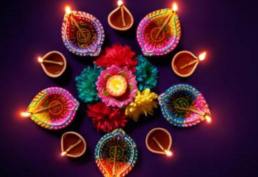 Online festive sales to clock a GMV of $4.8 Billion in 2021, with a 30% growth YOY 2 Online festive sales to clock a GMV of $4.8 Billion in 2021, with a 30% growth YOY