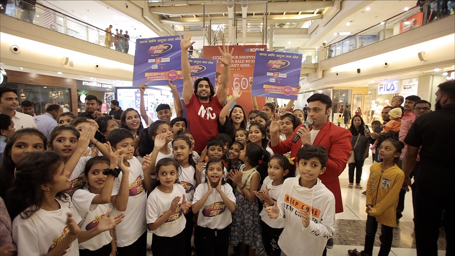 Zee Marathi organizes Flashmob to promote its dance reality show Dance Maharashtra Dance Li’l Masters