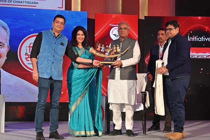 CM Bhupesh Baghel felicitates Extraordinary Individuals of Chhattisgarh at Bharat24's Shikhar Samman 2 CM Bhupesh Baghel felicitates Extraordinary Individuals of Chhattisgarh at Bharat24's Shikhar Samman