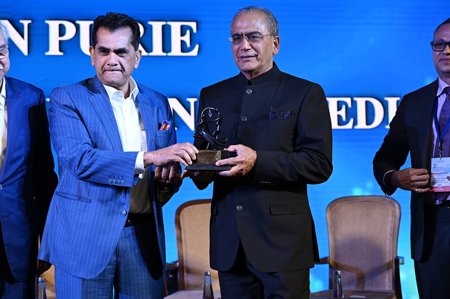 Aroon Purie, RC Bhargava, Rohini Nilekani, given Managing India Award