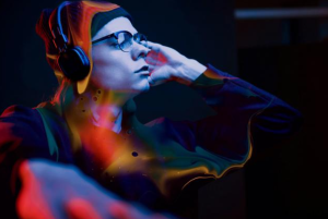 Entertainment Advertising in the Algorithmic Age