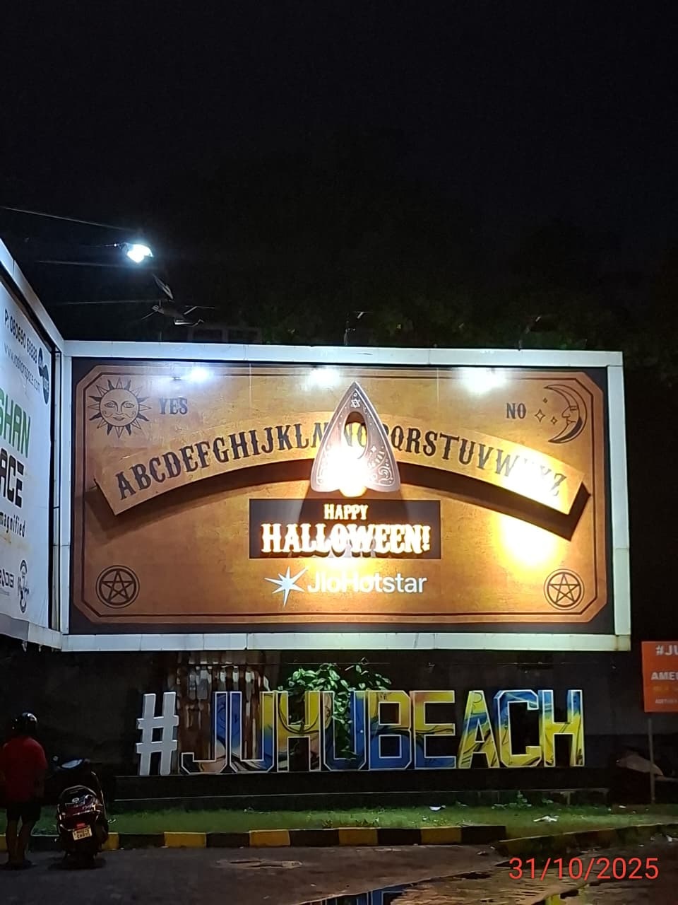 JioHotstar Celebrates Halloween with Spine-Chilling Creative Stunts and Social Activations